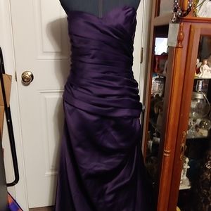 Gorgeous Mori Lee Long Formal Prom size 24